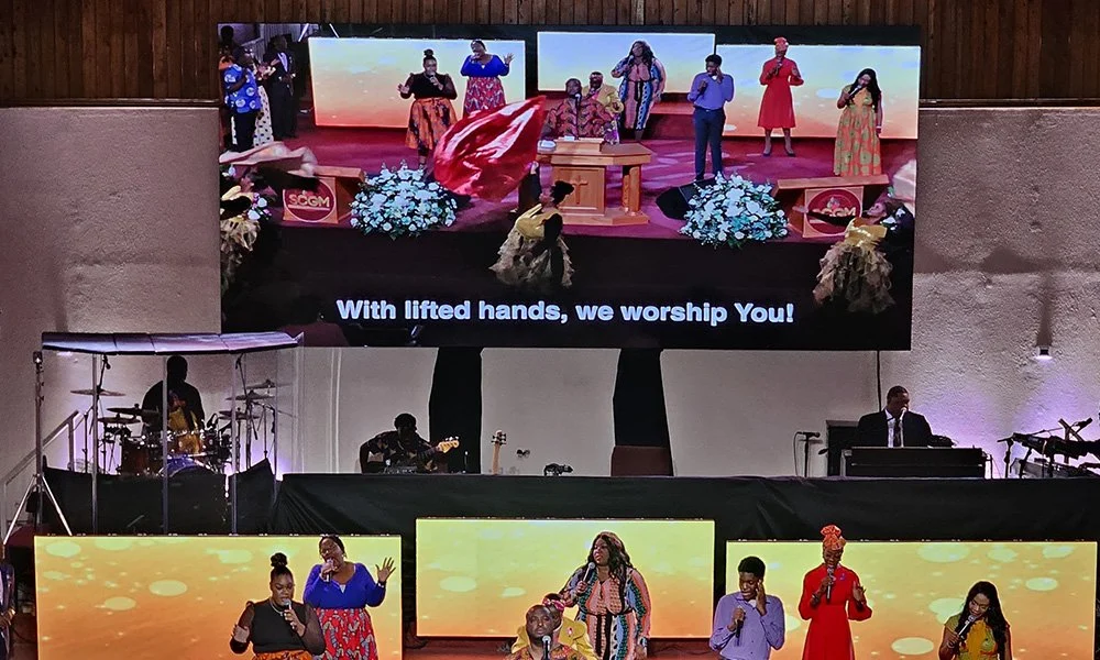 Church-LED-Wall-for-Background - EagerLED | Leading LED Screen Supplier Outdoor Digital Church Signs