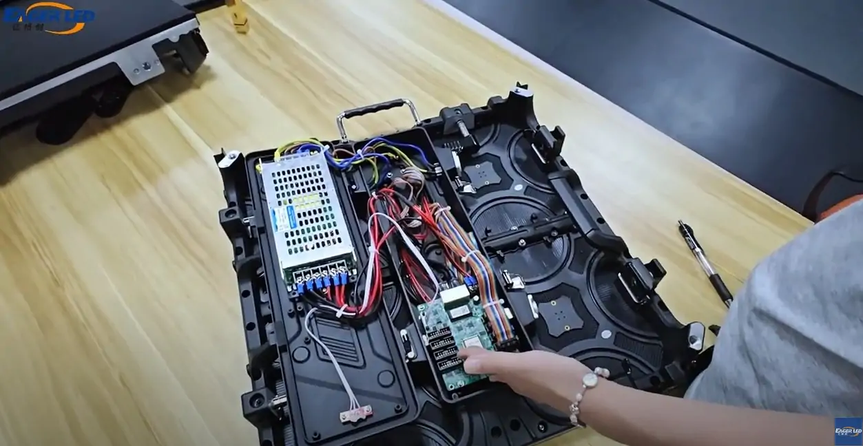 Internal Structure of P391 Outdoor LED Display