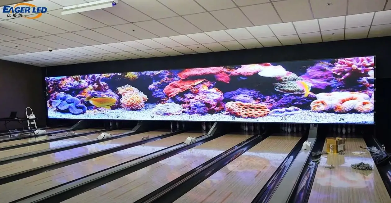 P4 indoor LED screen in the bowling alley